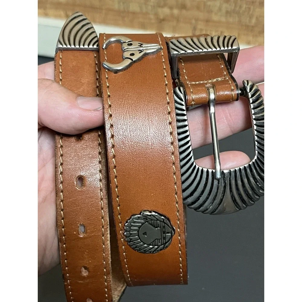 Vintage Levi's belt Women Western Boho Brown Leather Southwestern Silver‎ Concho